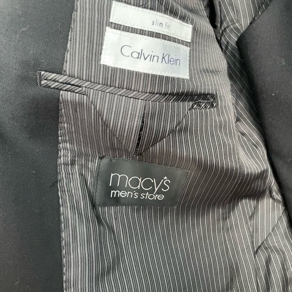 Calvin Klein- 3 piece suit - Picture 2 of 3